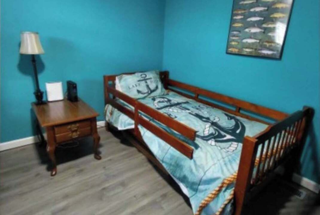 Photo of Bedroom in Southmont