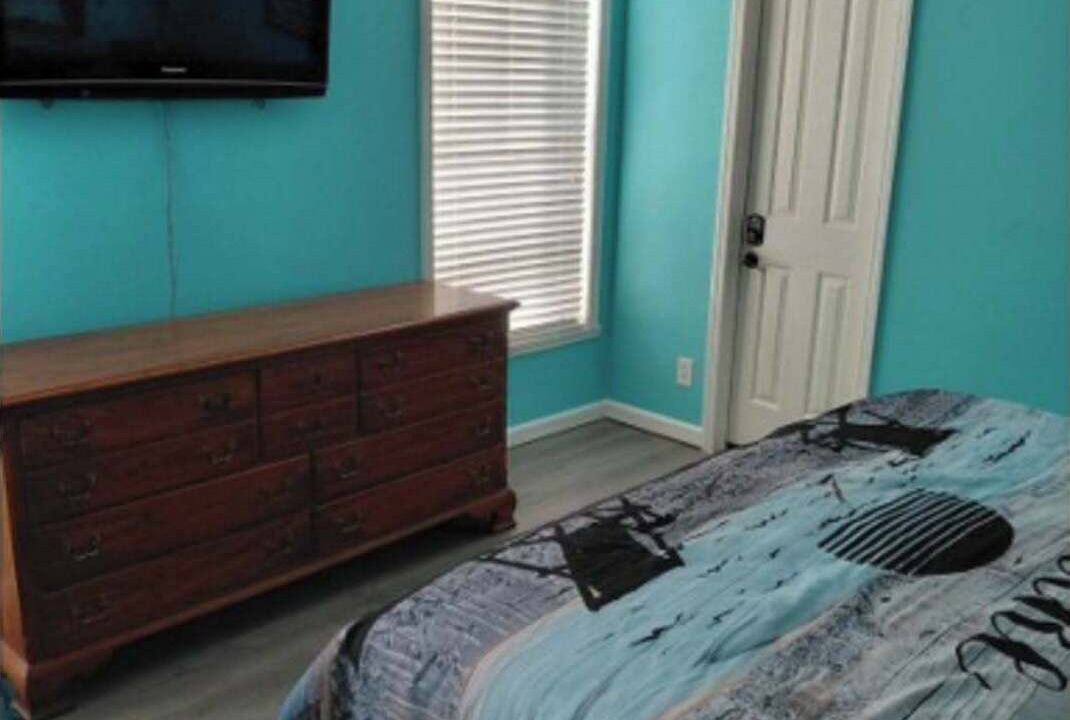 Photo of Bedroom in Southmont