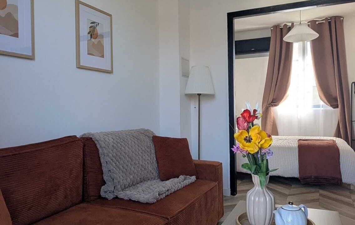 Photo of Livingroom in Verneuil-sur-Seine