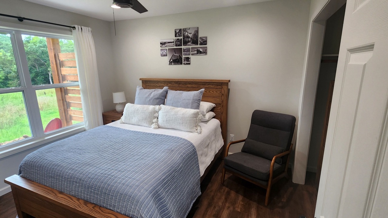 Photo of Bedroom in Ste Genevieve