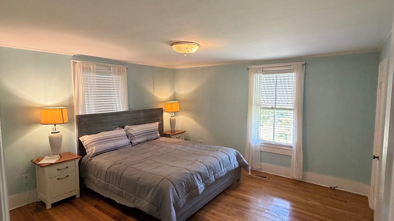 Photo of Bedroom in Rutherfordton