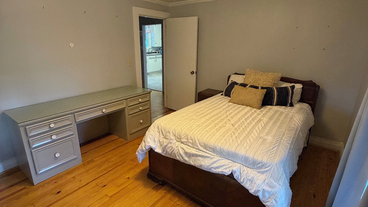 Photo of Bedroom in Rutherfordton