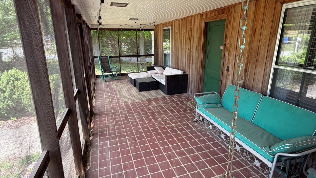 Photo of Patio Balcony in Rutherfordton
