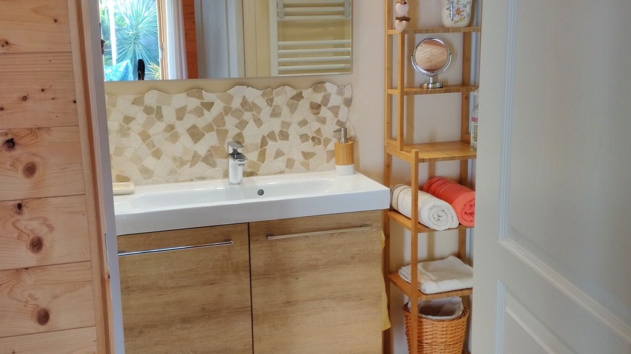Photo of Bathroom in Ouistreham