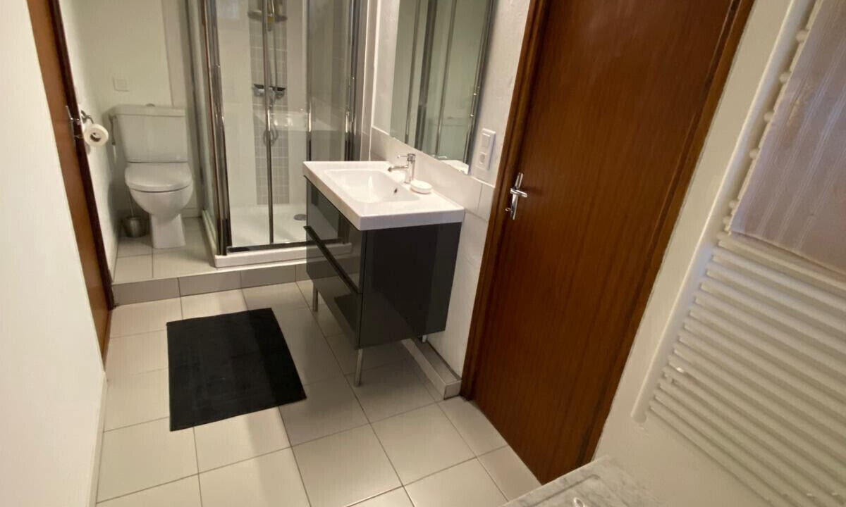 Photo of Bathroom in Thoard