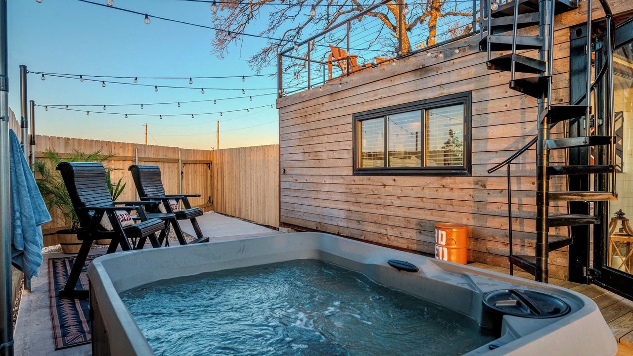 Photo of Patio Balcony in Elm Mott