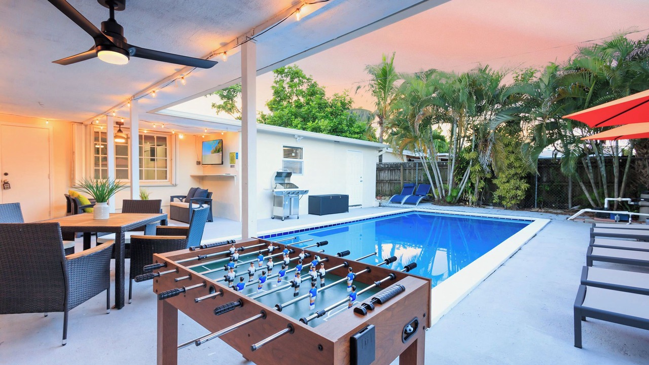 Photo of Outdoor in Hollywood