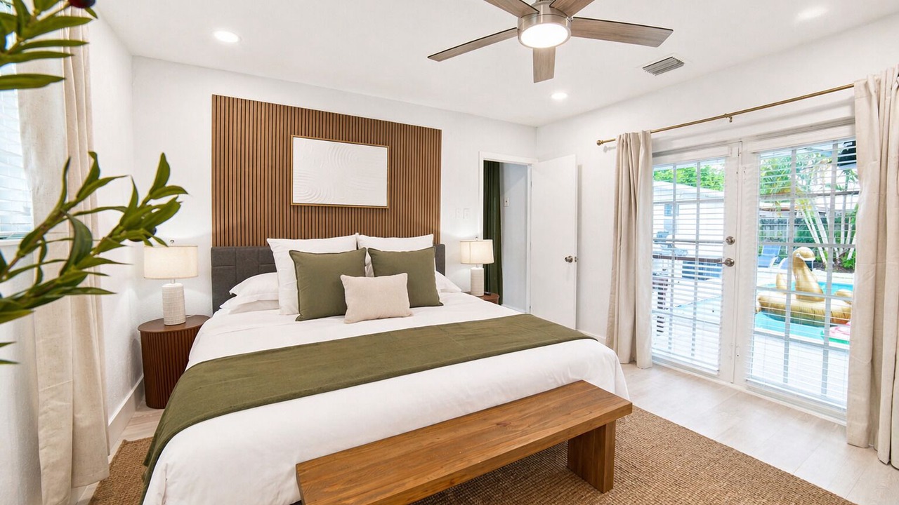 Photo of Bedroom in Hollywood