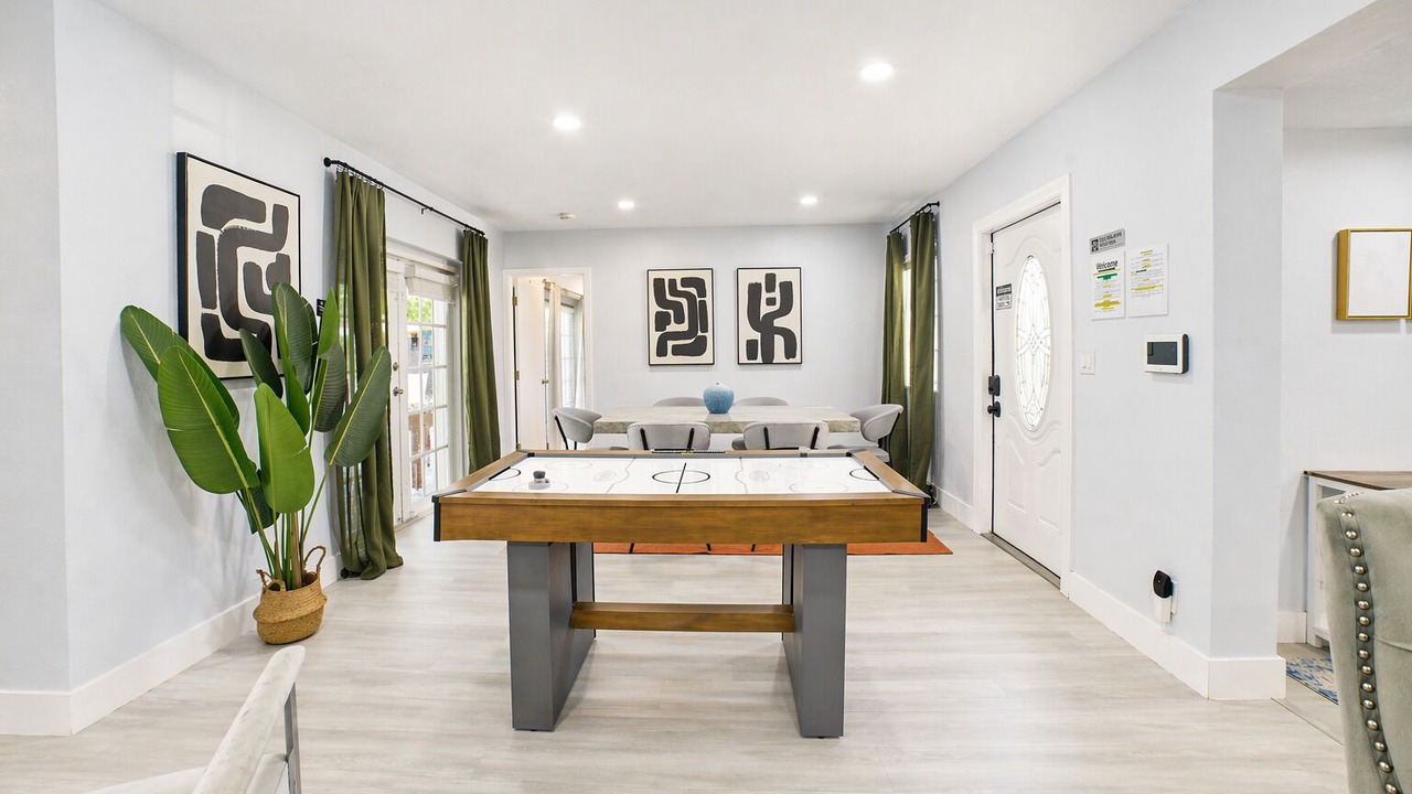 Photo of Bedroom in Hollywood