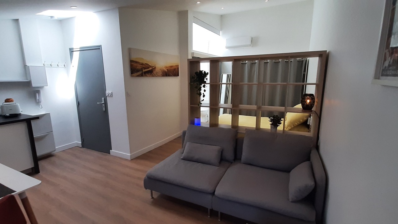 Photo of Livingroom in Convention