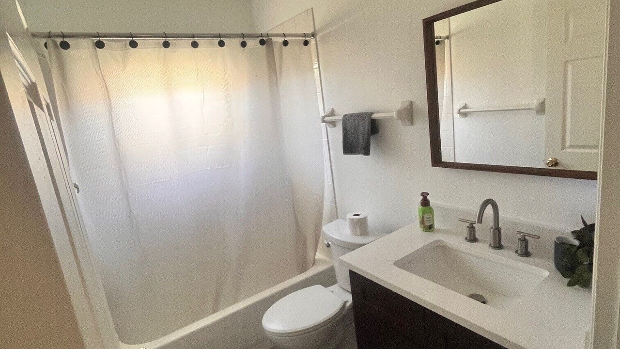 Photo of Bathroom in Meadow Pointe