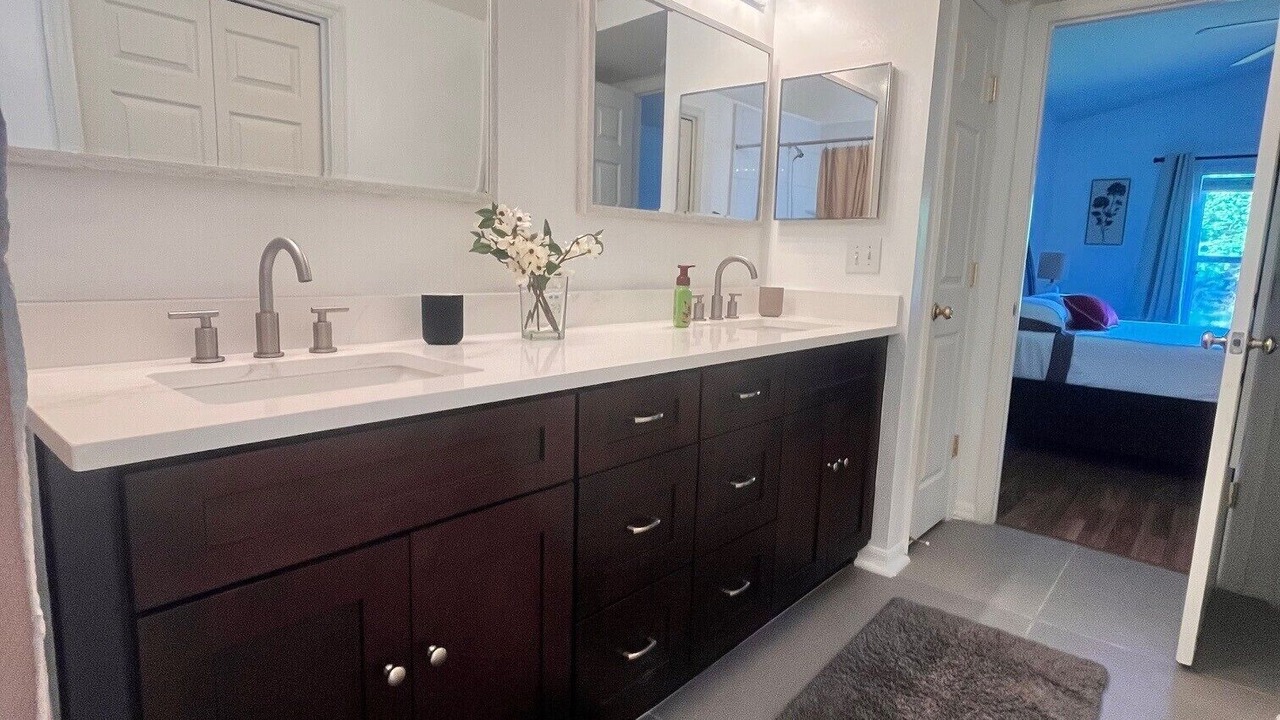 Photo of Bathroom in Meadow Pointe