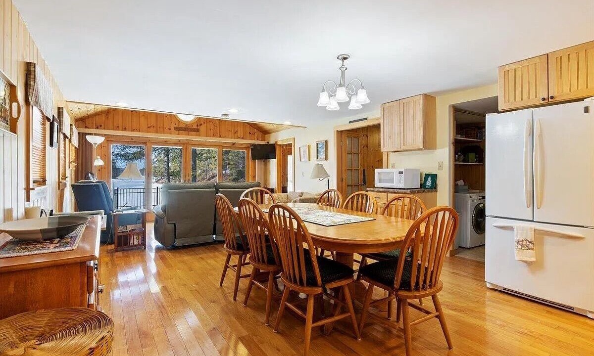 Photo of Bedroom in West Newfield