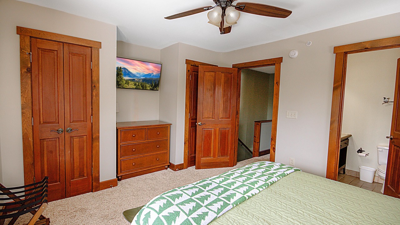 Photo of Bedroom in Snowshoe