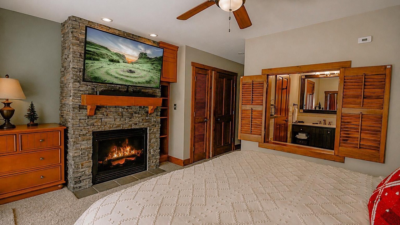 Photo of Bedroom in Snowshoe