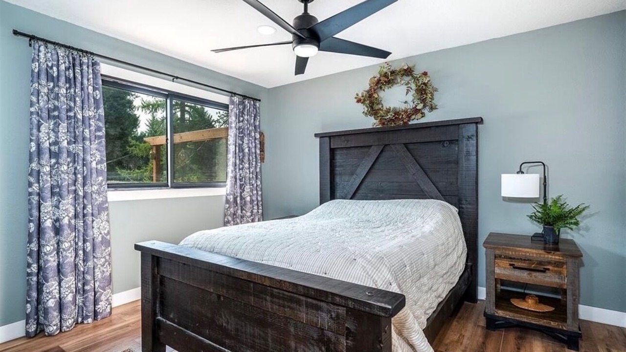 Photo of Bedroom in Woods Bay
