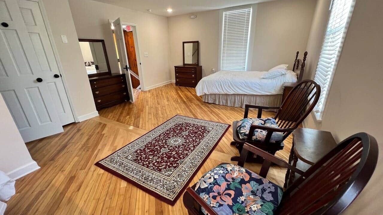 Photo of Bedroom in Fries