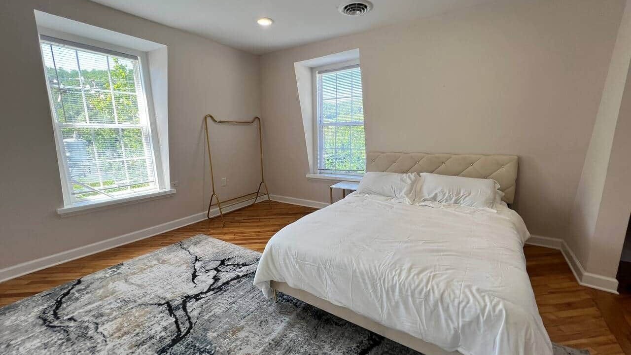Photo of Bedroom in Fries