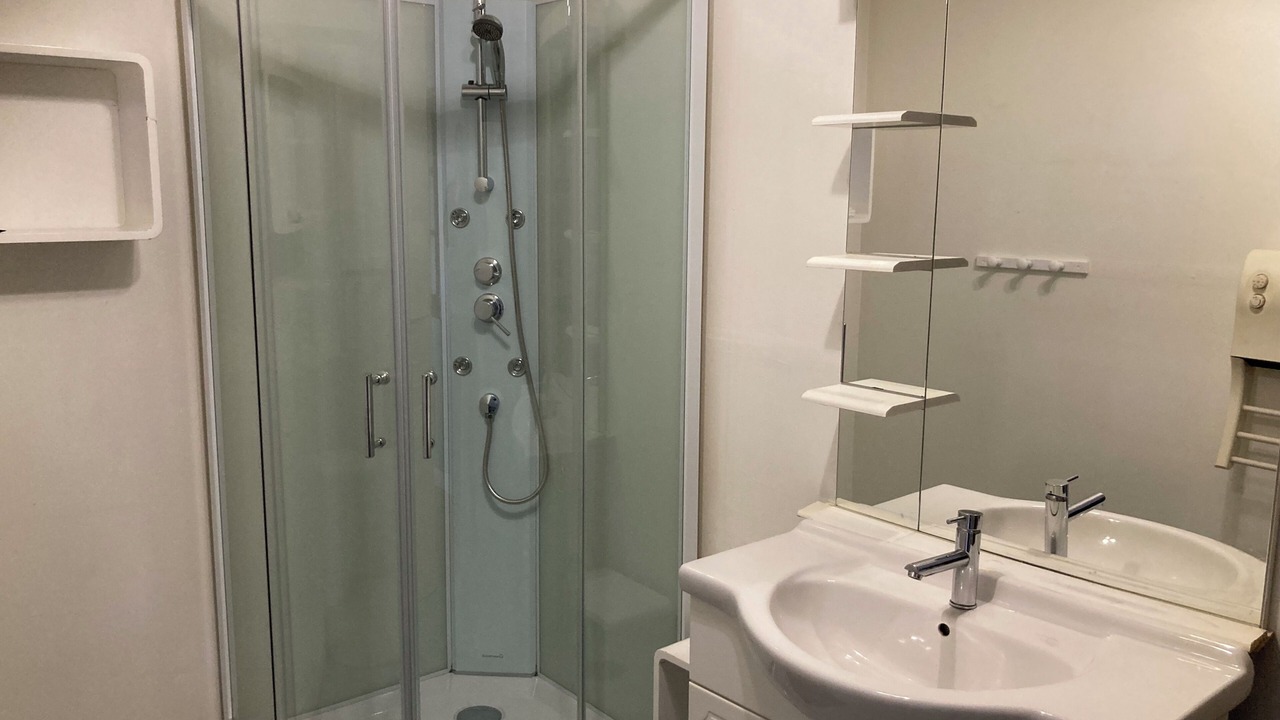 Photo of Bathroom in Iteuil