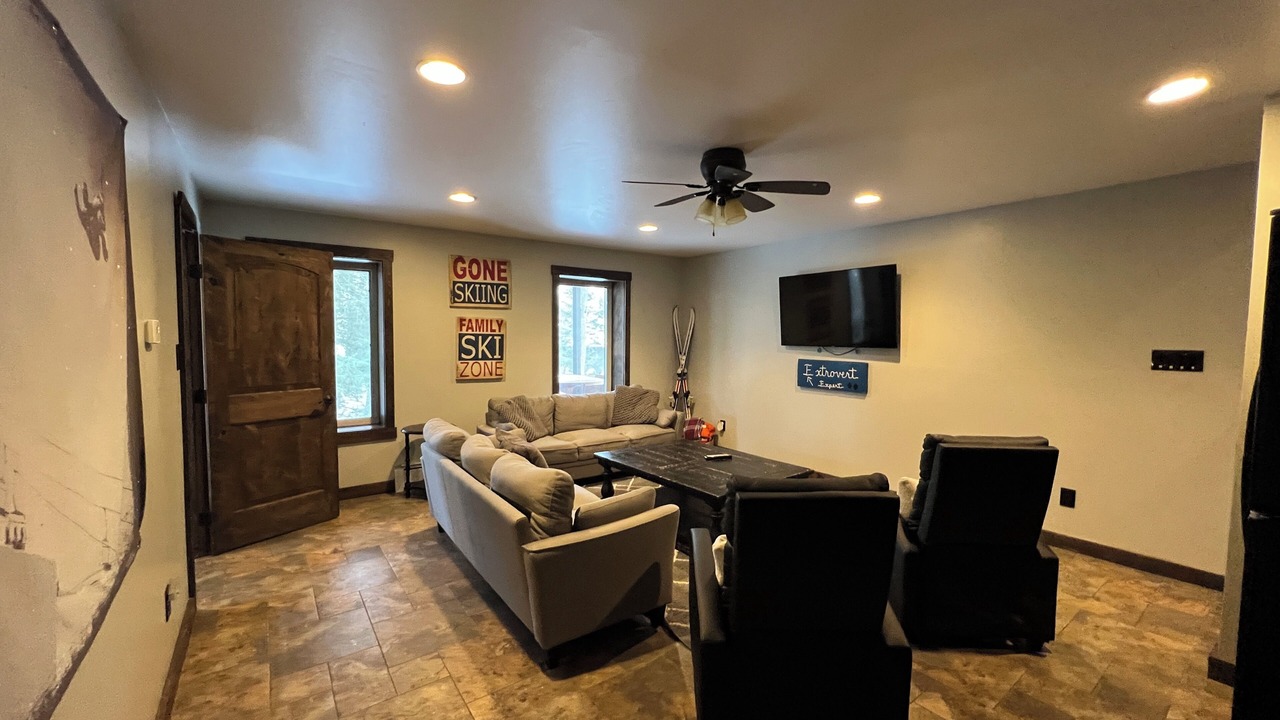 Photo of Livingroom in Claysburg