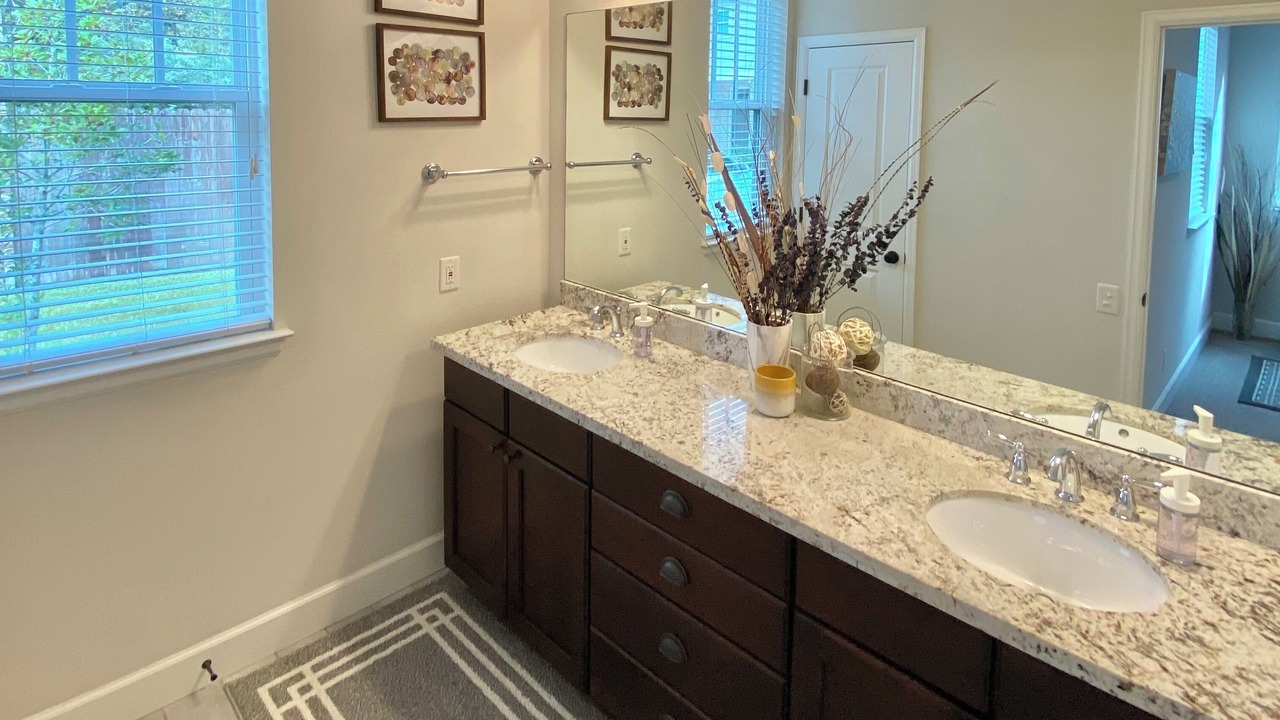 Photo of Bathroom in Grogan's Mill