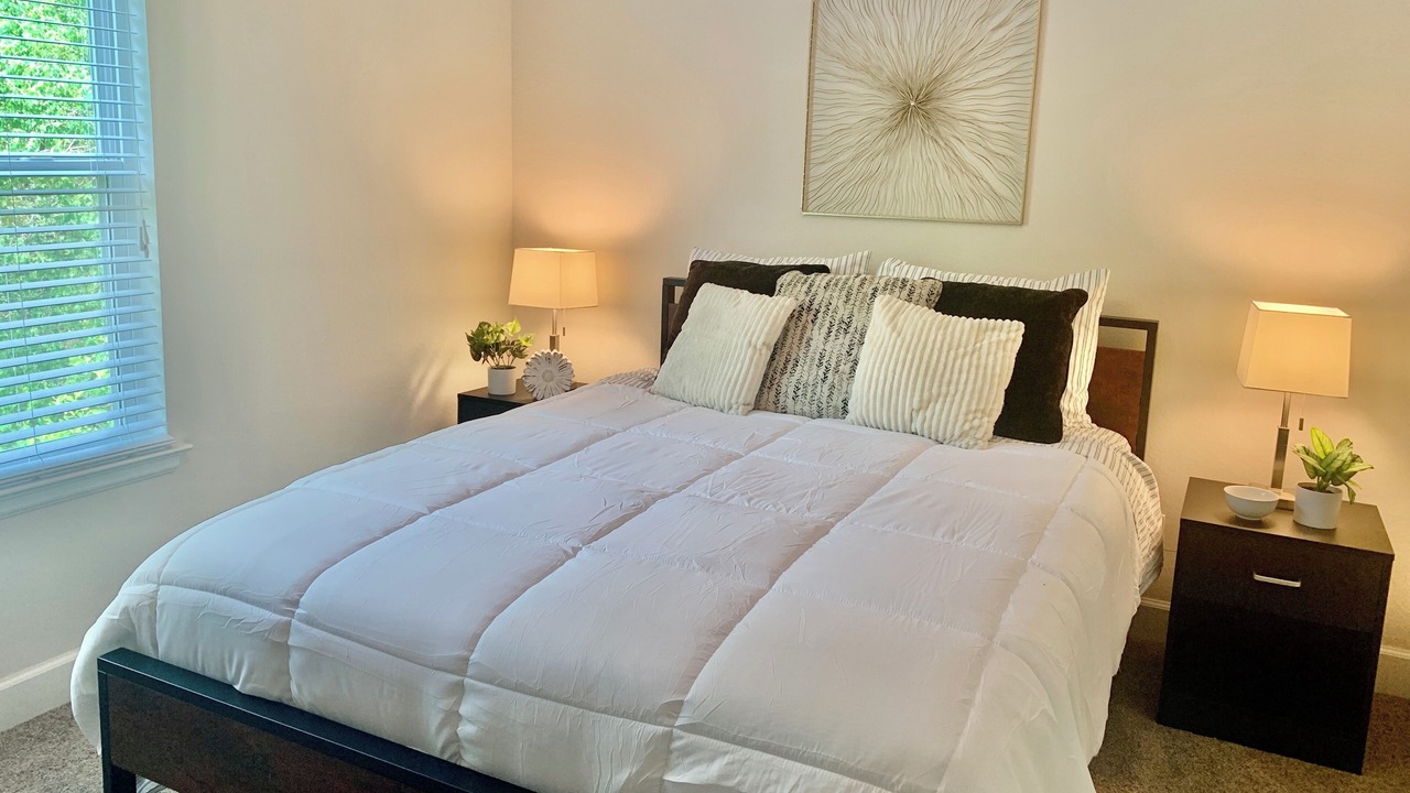 Photo of Bedroom in Grogan's Mill