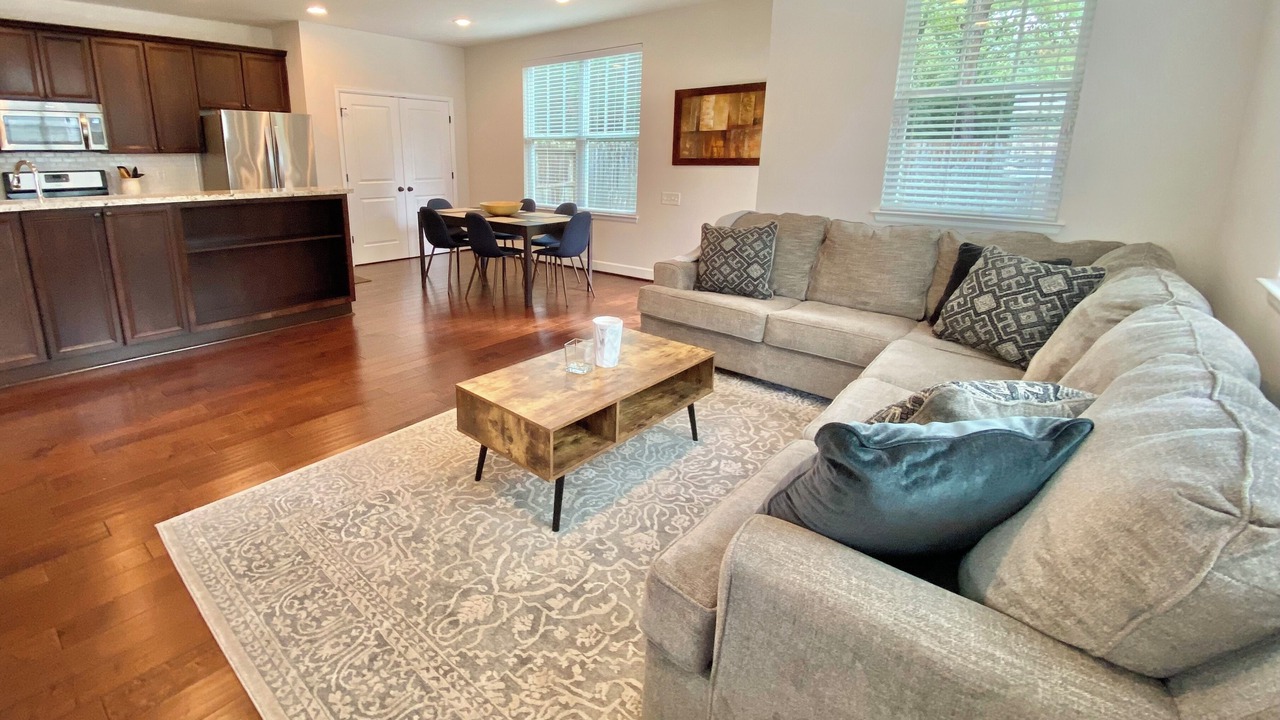 Photo of Livingroom in Grogan's Mill