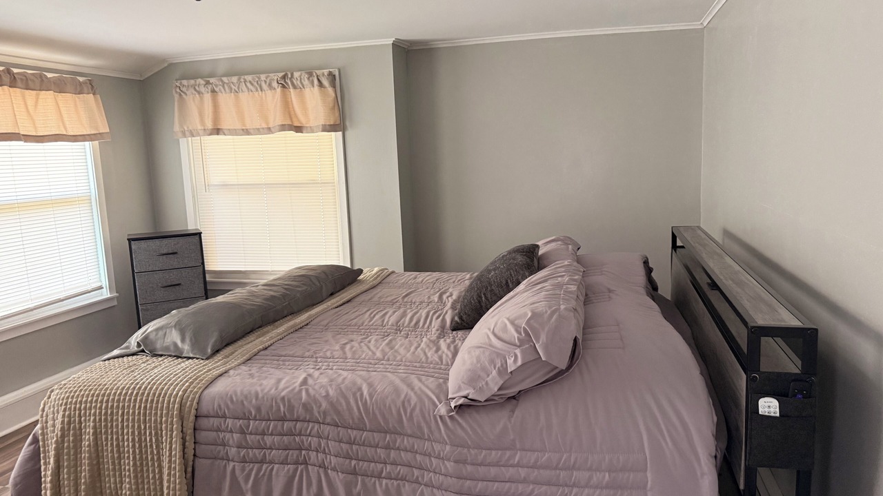Photo of Bedroom in Salisbury Center