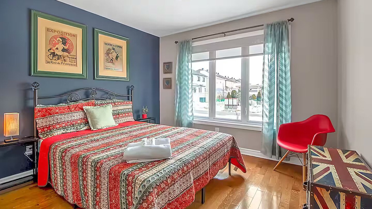 Photo of Bedroom in Ottawa Division