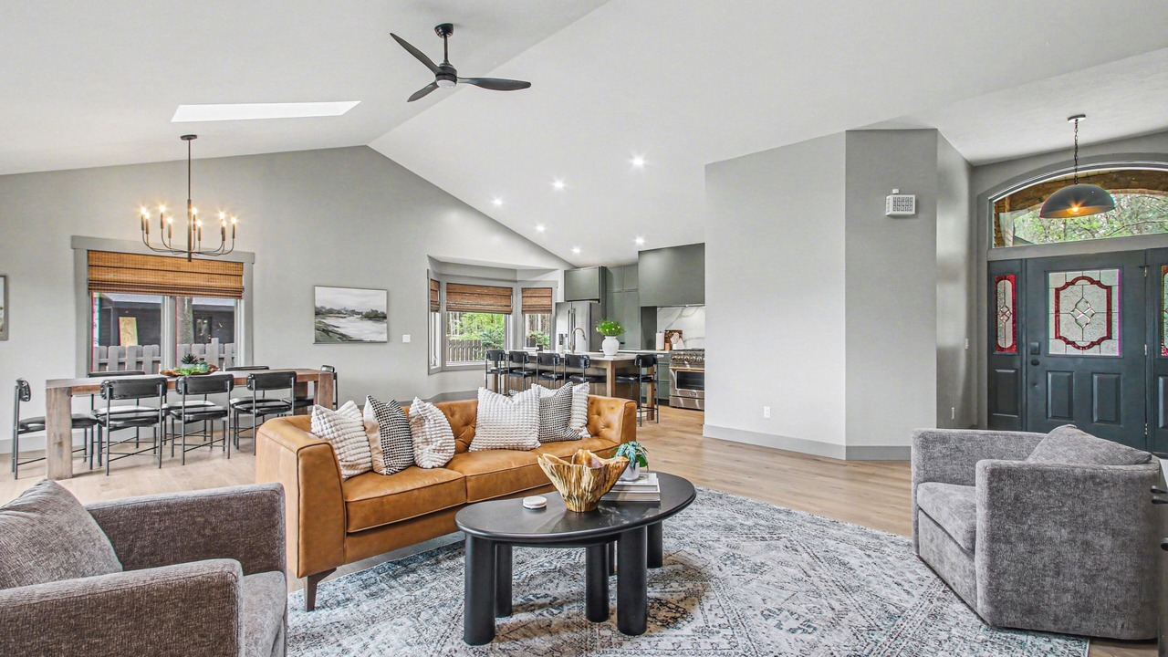 Photo of Livingroom in New Richmond