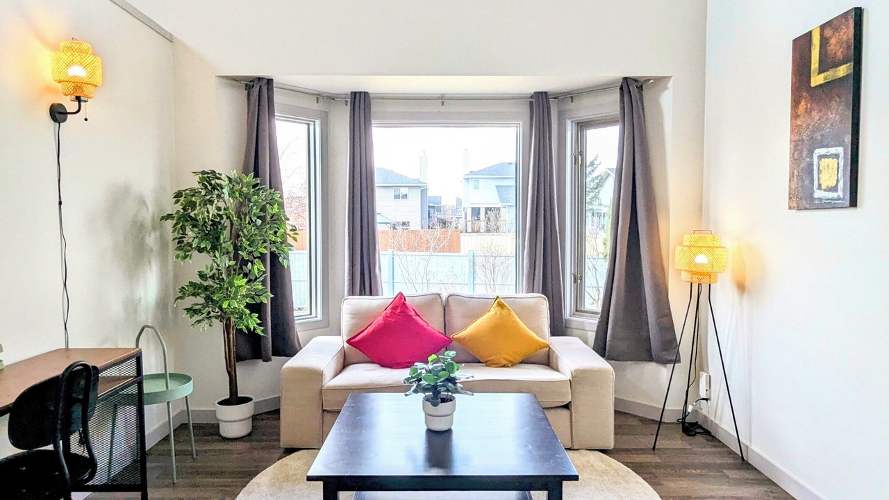 Photo of Livingroom in Southeast Calgary