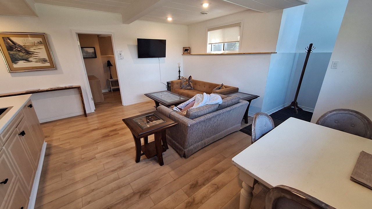 Photo of Livingroom in Scugog
