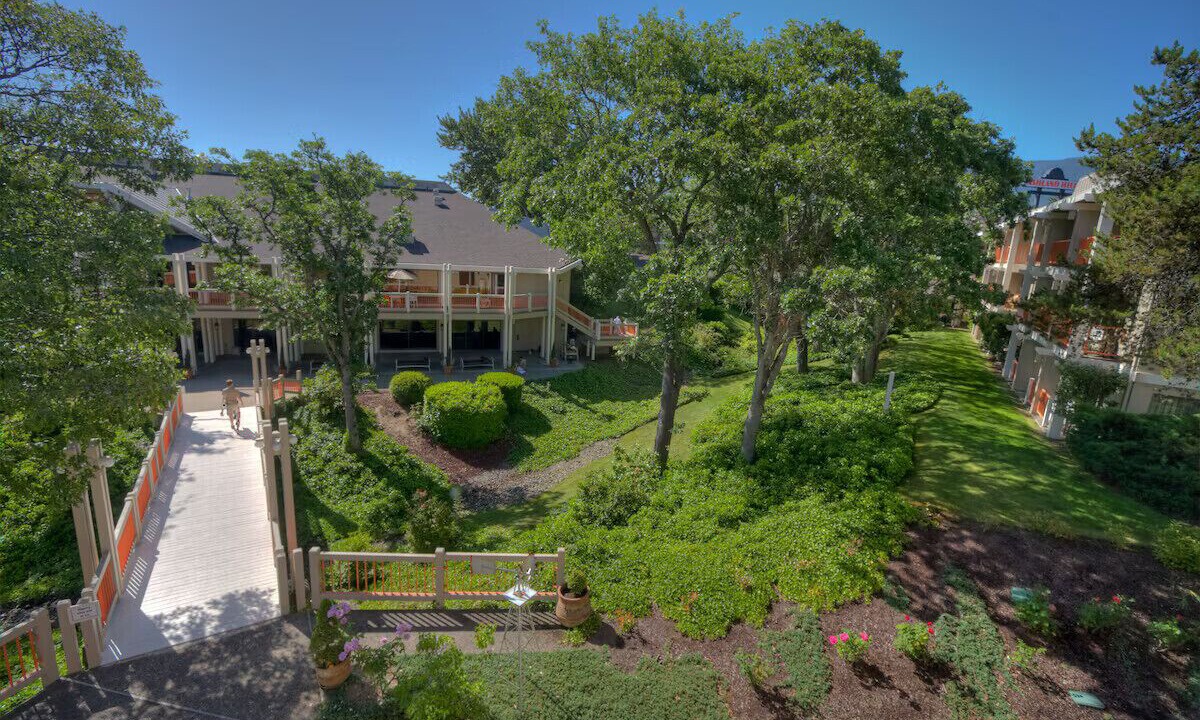 Photo of Outdoor in Ashland