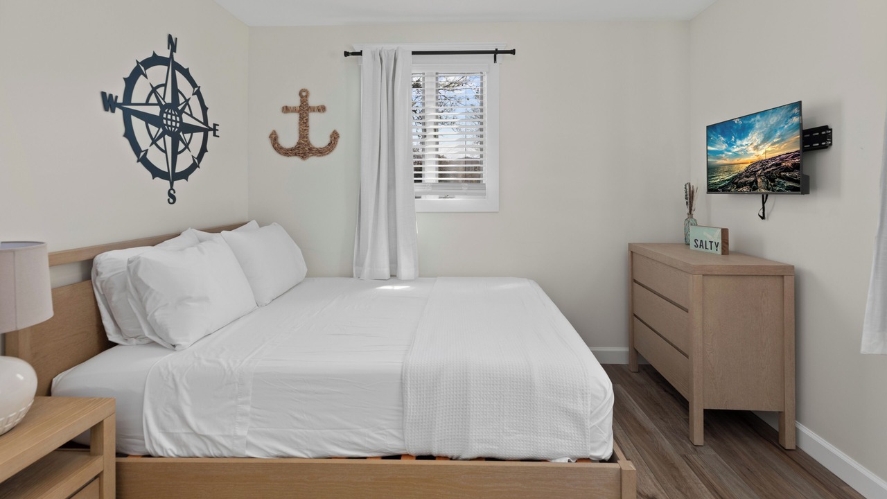 Photo of Bedroom in Town Bank