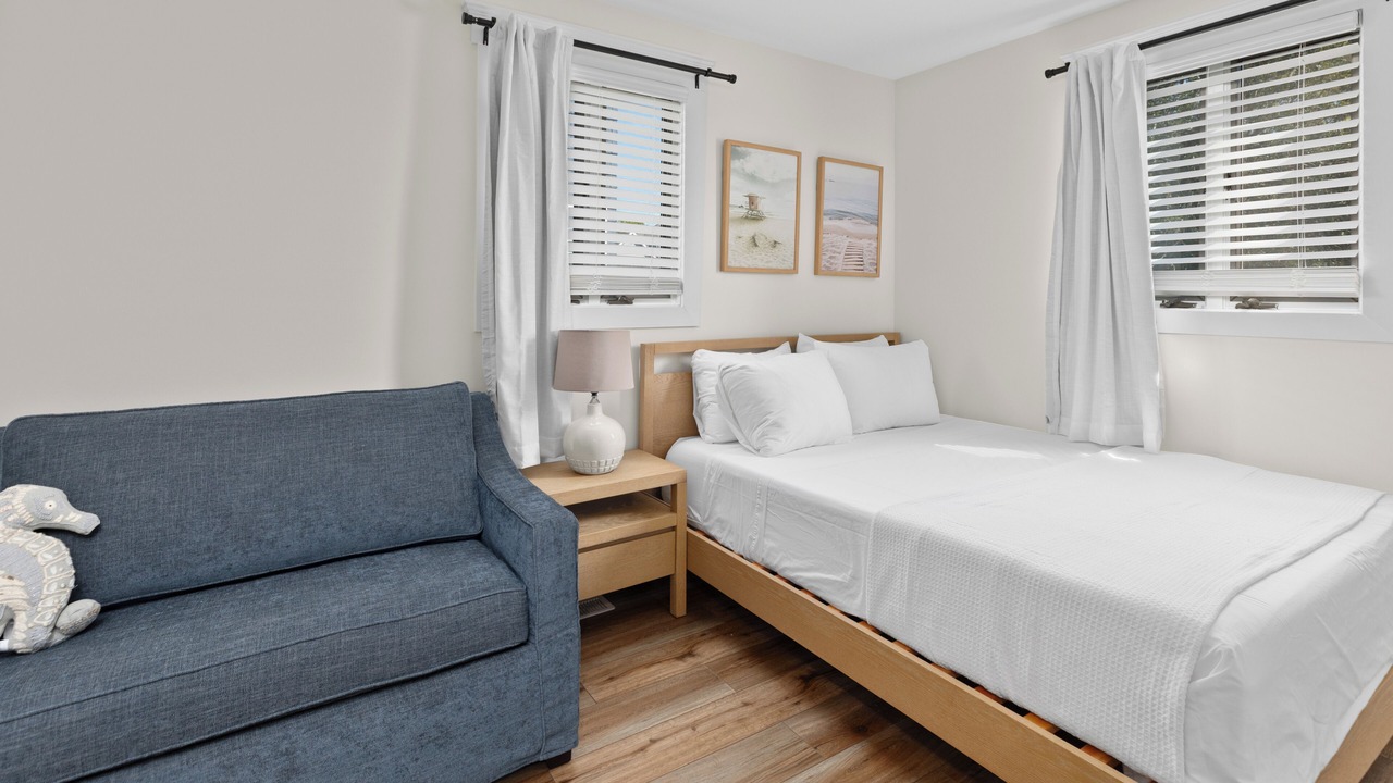 Photo of Bedroom in Town Bank