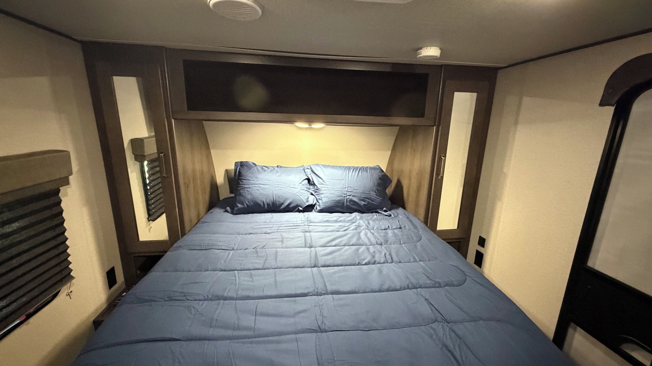 Photo of Bedroom in Lake City