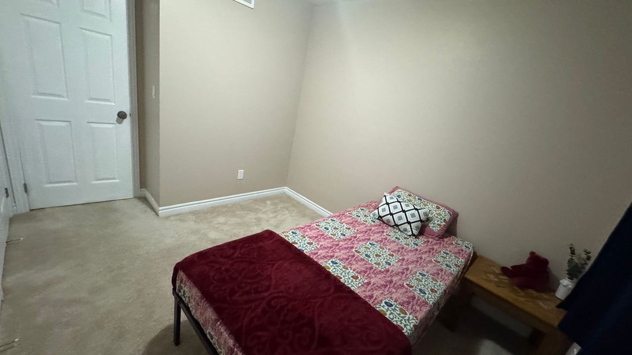 Photo of Bedroom in Napanee