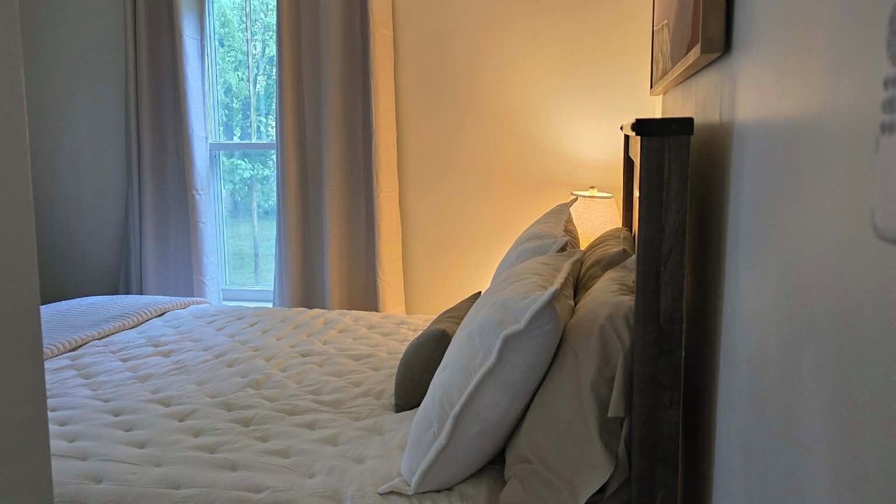 Photo of Bedroom in Lawrenceburg