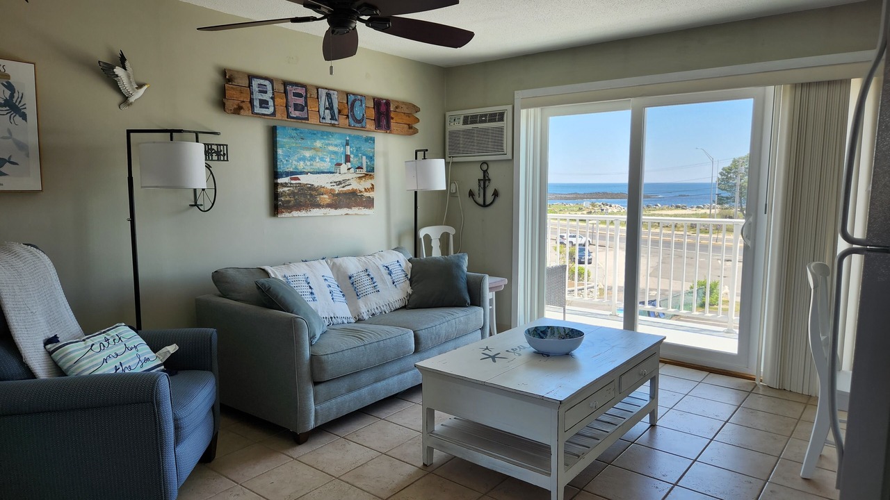 Photo of Livingroom in Hampton