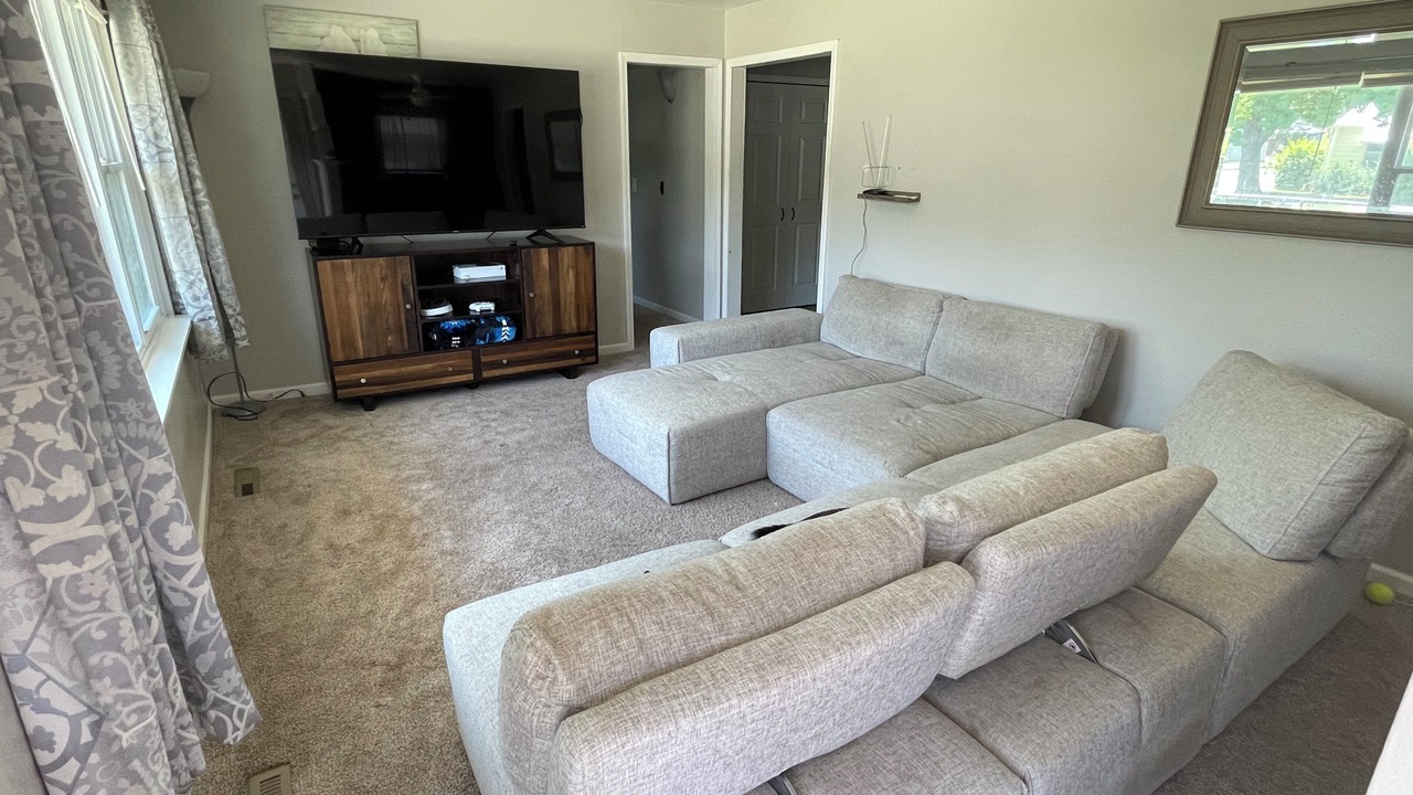 Photo of Livingroom in Joplin