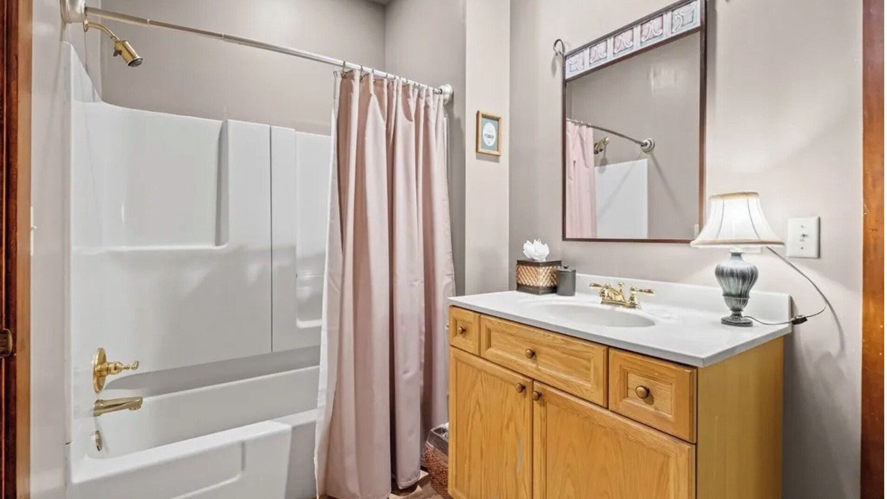 Photo of Bathroom in Big Canoe