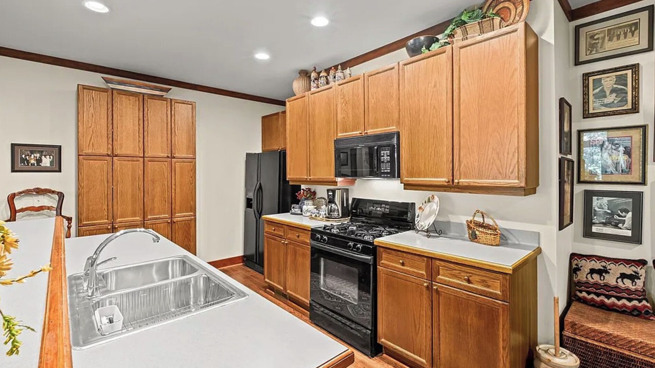 Photo of Kitchen in Big Canoe