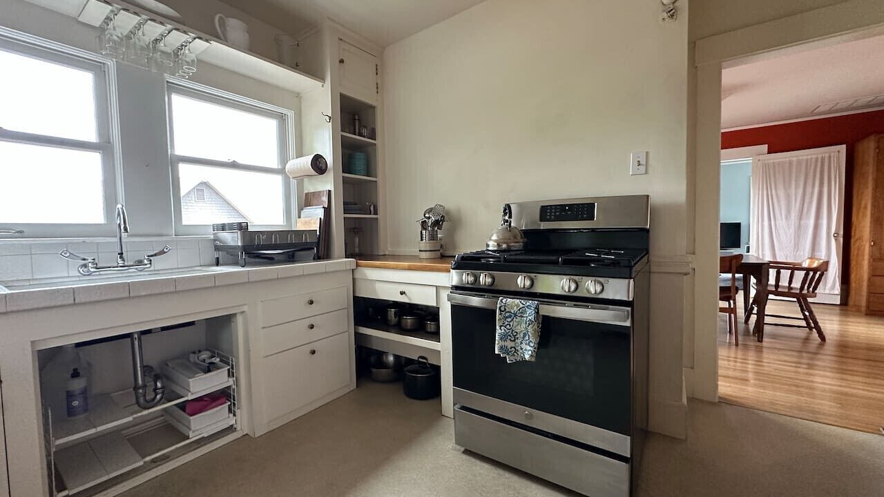 Photo of Kitchen in Upper Telegraph