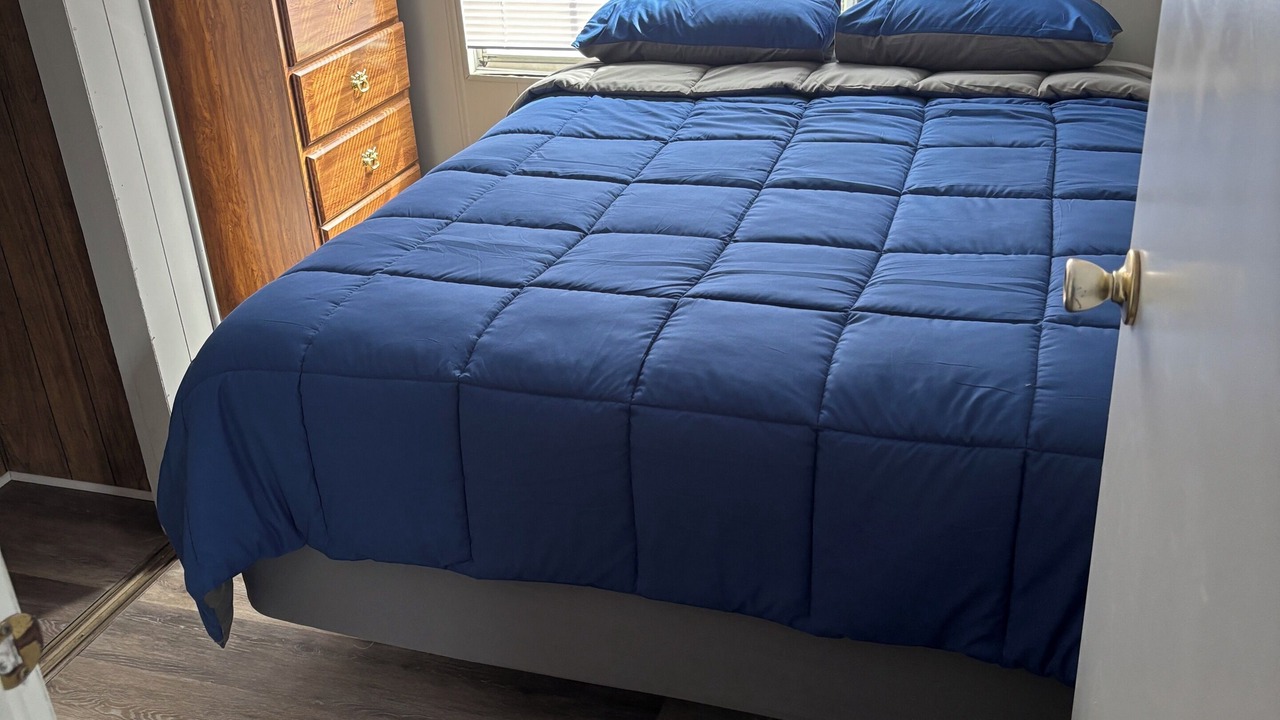 Photo of Bedroom in Appling