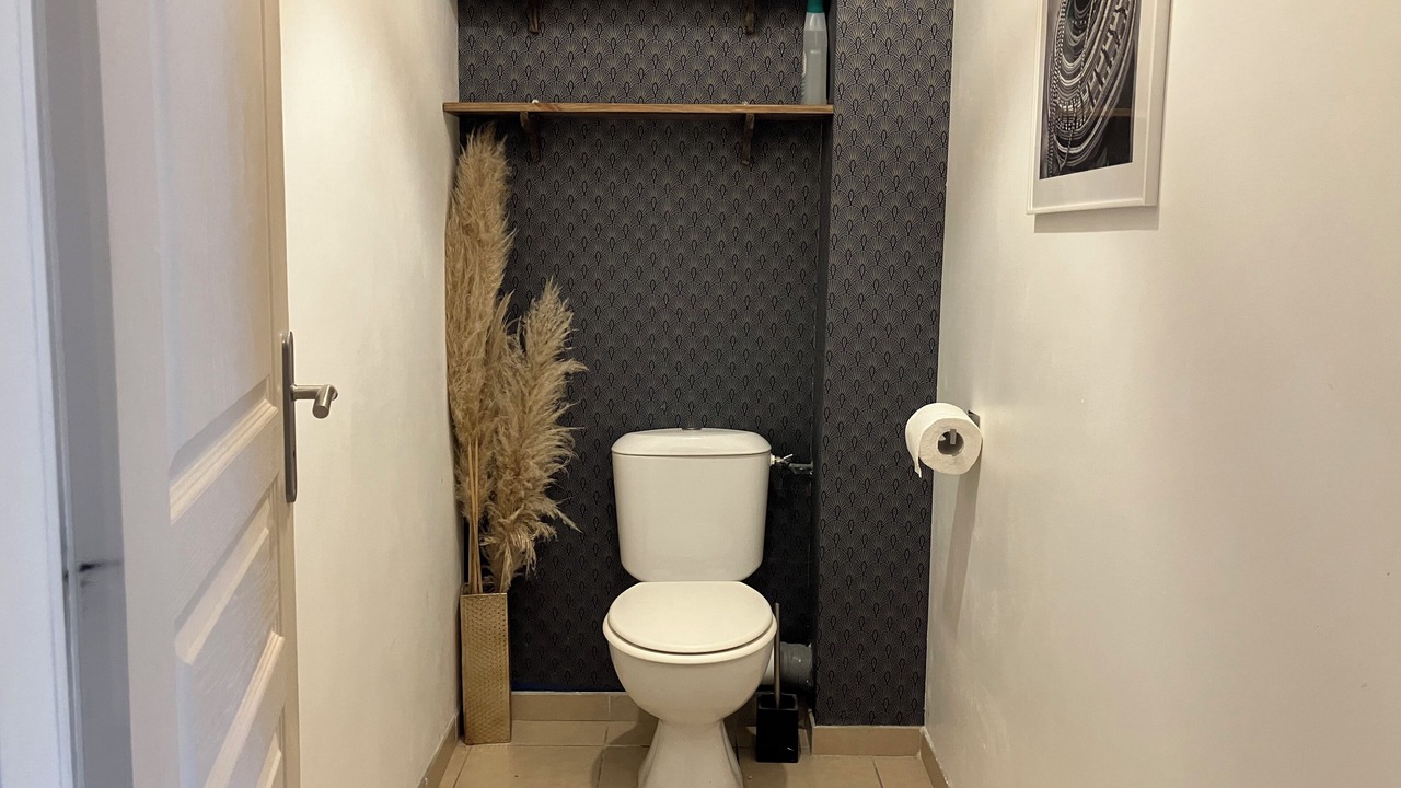 Photo of Bathroom in Guainville