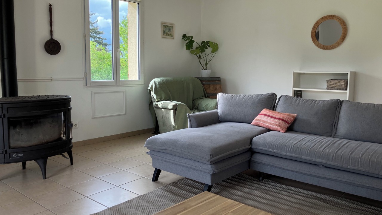 Photo of Livingroom in Guainville