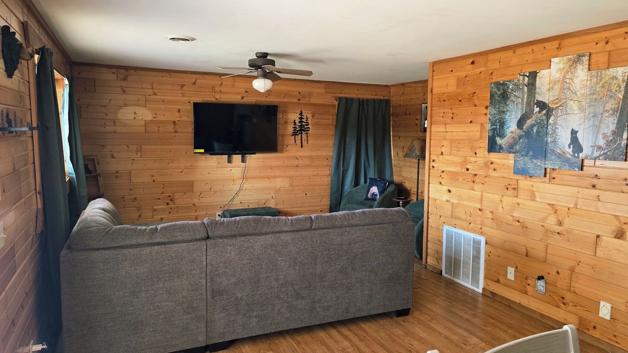 Photo of Livingroom in Warrens