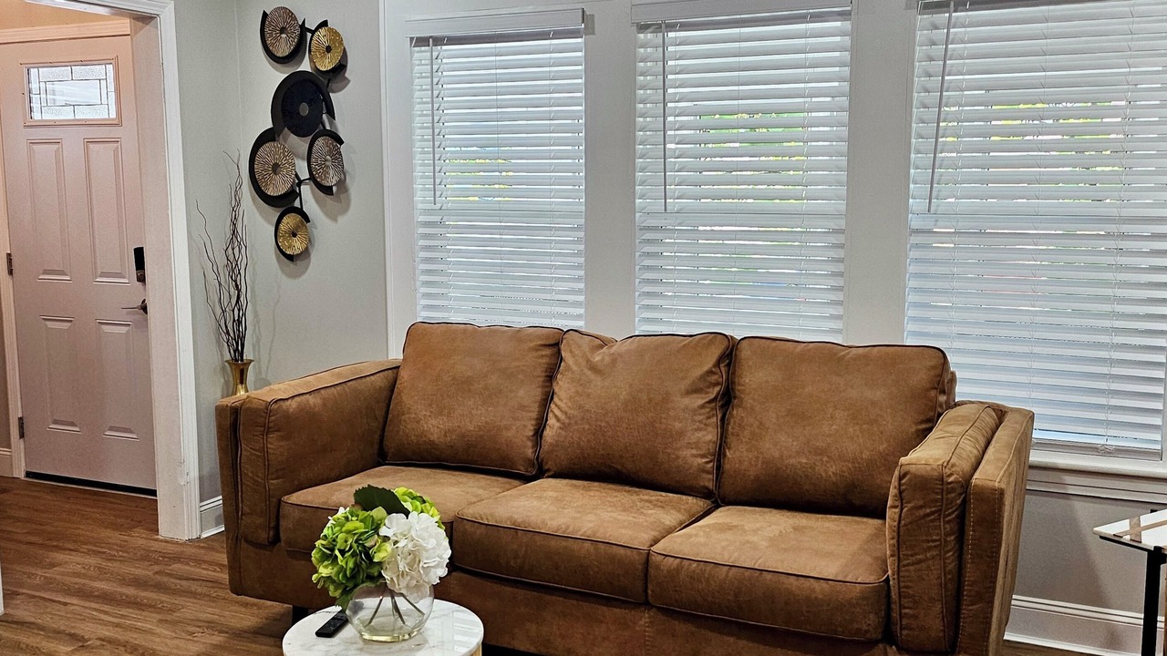 Photo of Livingroom in Syracuse