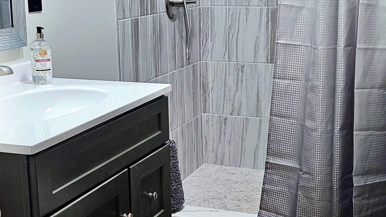 Photo of Bathroom in Syracuse