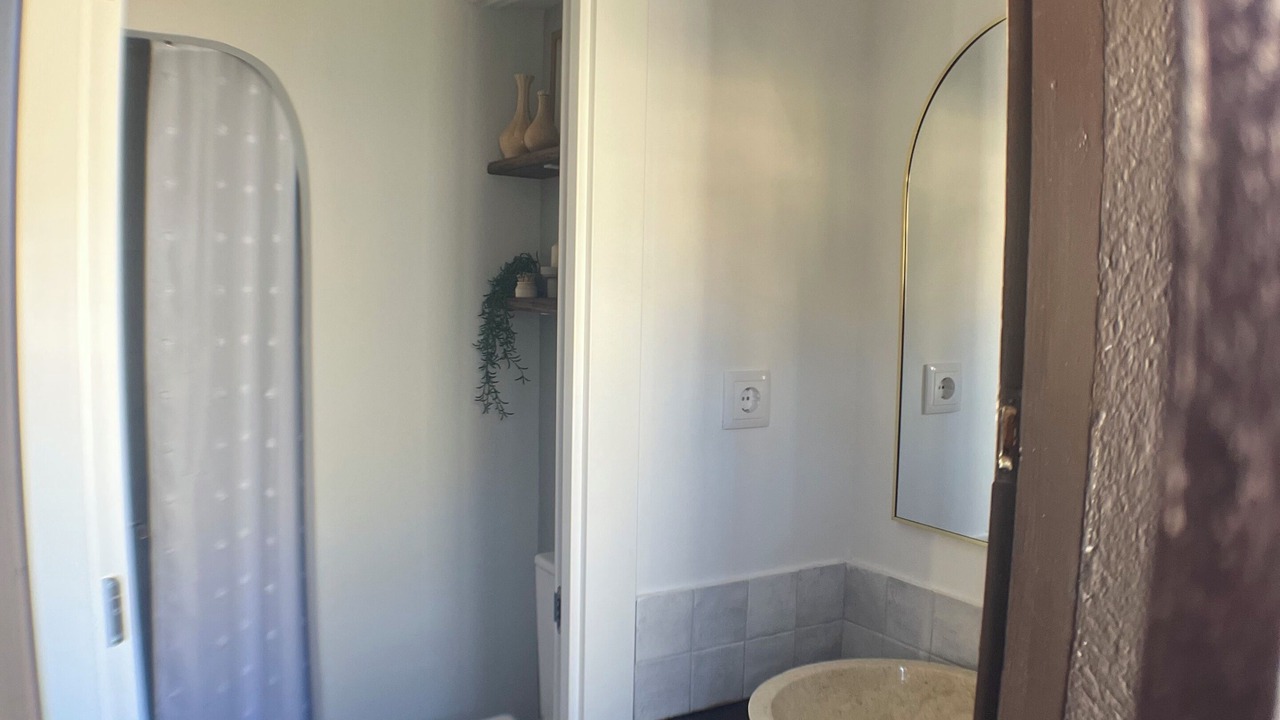 Photo of Bathroom in Campdevanol